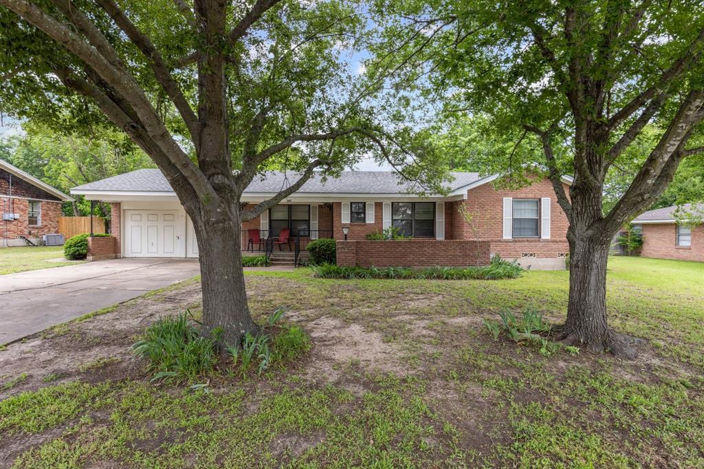 2502 Beverly Drive Property Photo