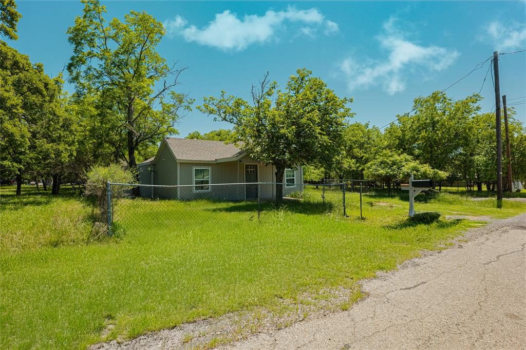 800 Pasadena Boulevard Property Photo