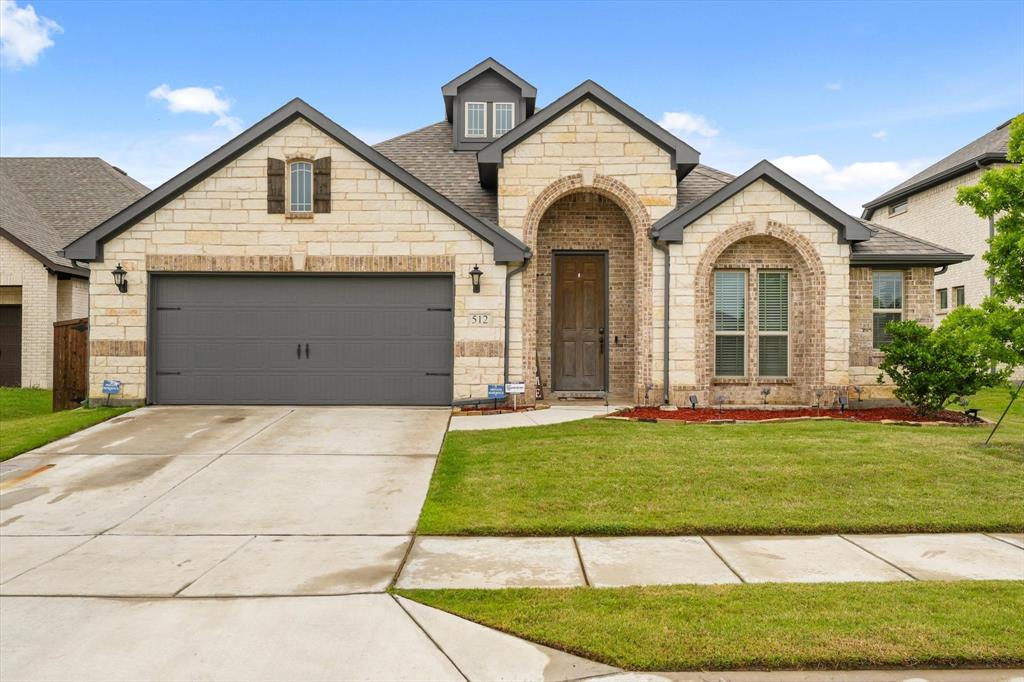 512 Navo Road Property Photo