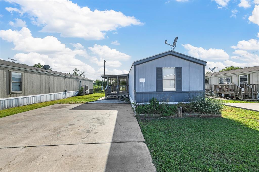454 Sandy Bass Lane Property Photo