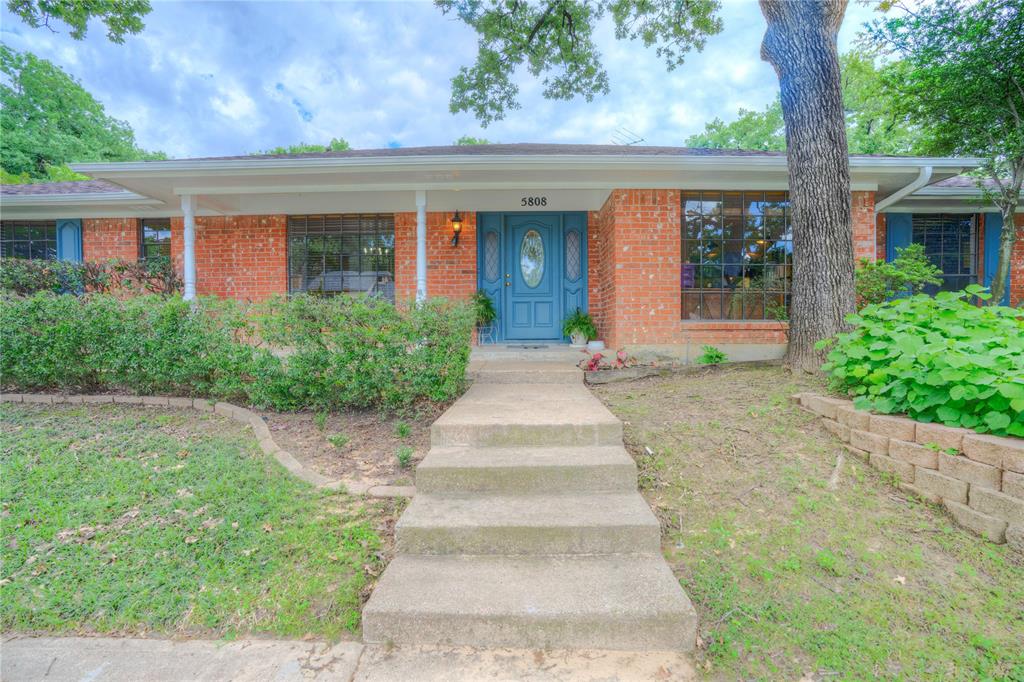 5808 Arbor Valley Drive Property Photo