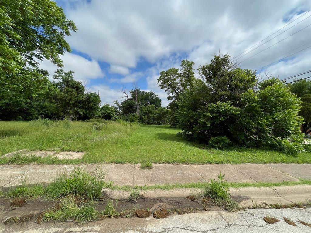 979 E Pulaski Street Property Photo