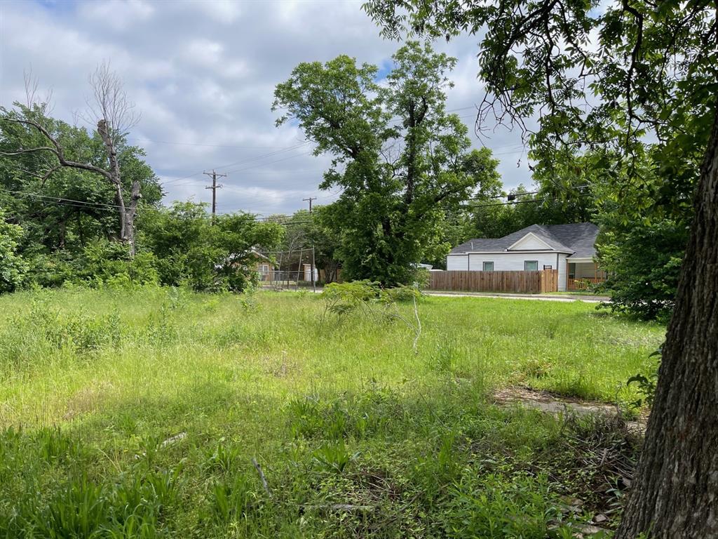 979 E Pulaski Street Property Photo 5