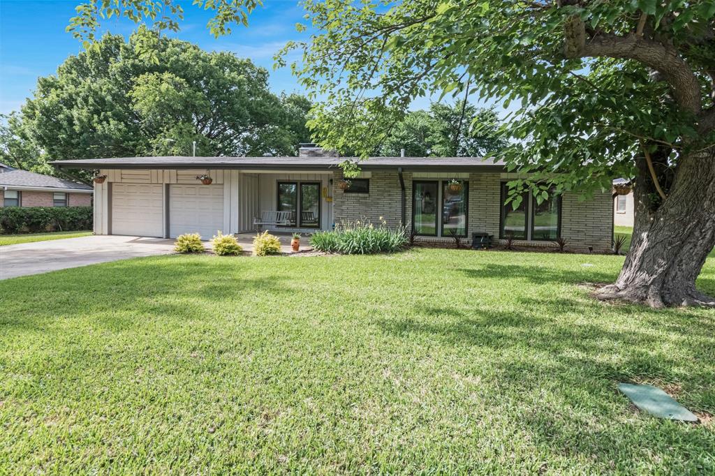405 Martin Lane Property Photo