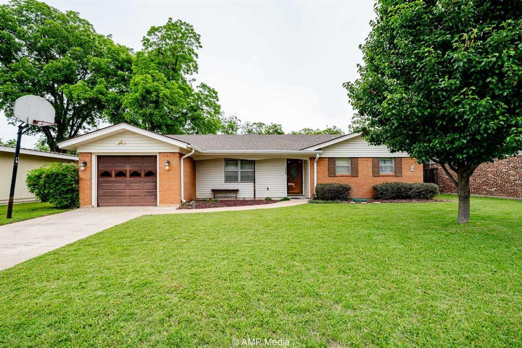 2302 13th Property Photo
