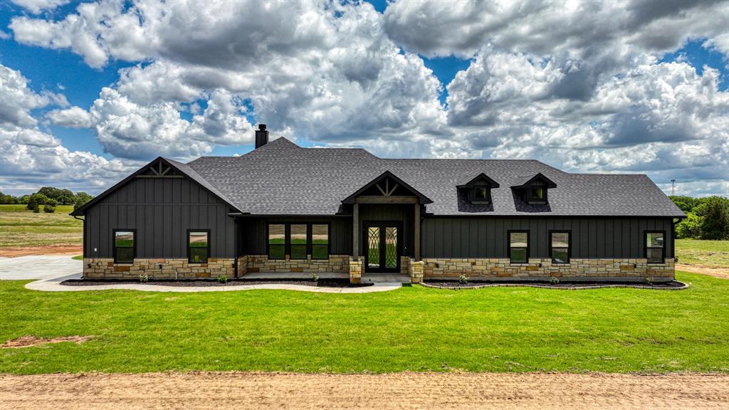 140 Rolling Hills Boulevard Property Photo