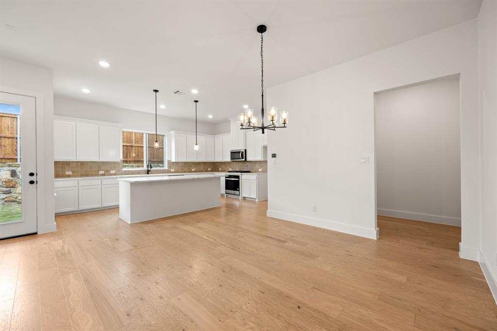 300 Chestnut Street Property Photo 8