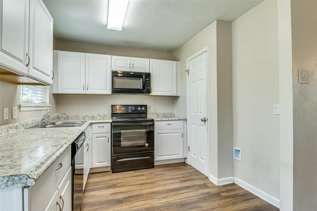 4312 Ridgedale Drive Property Photo 7