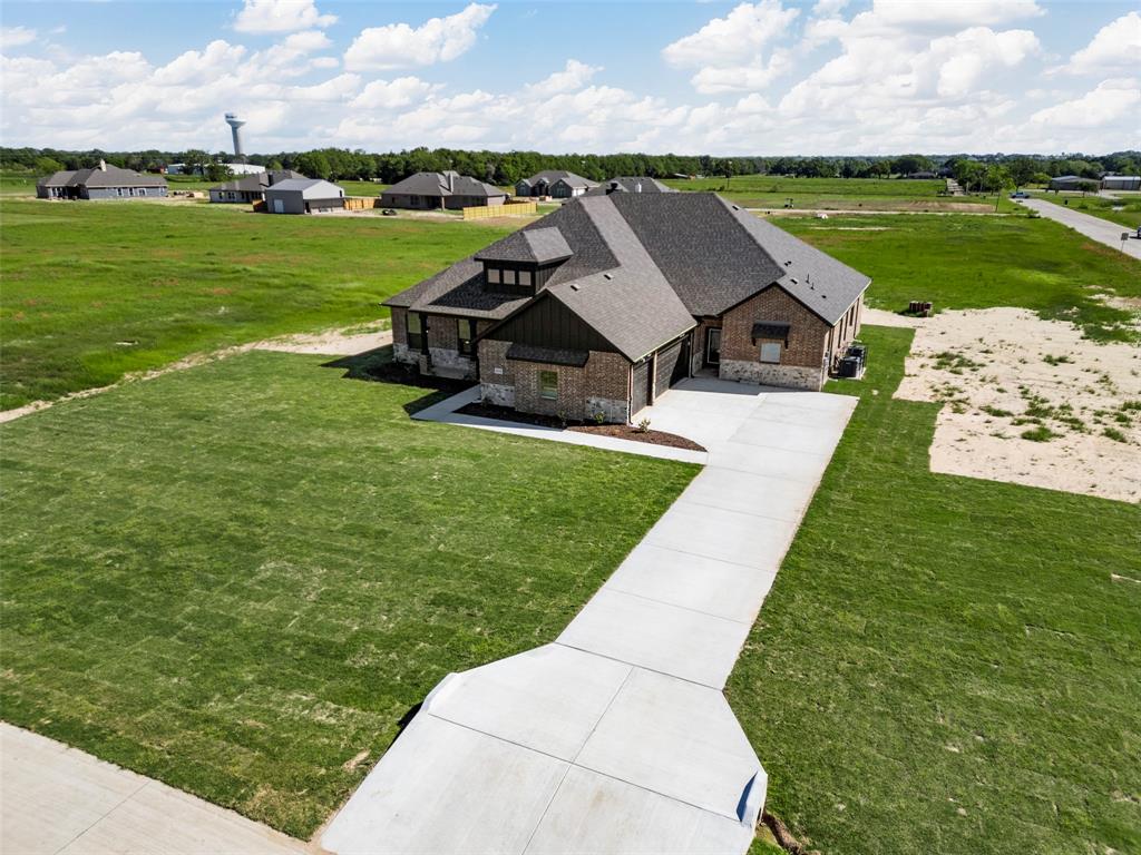 18145 Osage Lane Property Photo 4