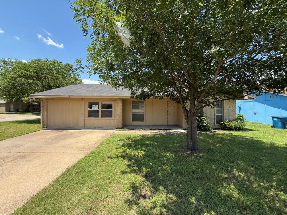 1001 Glenhaven Drive Property Photo