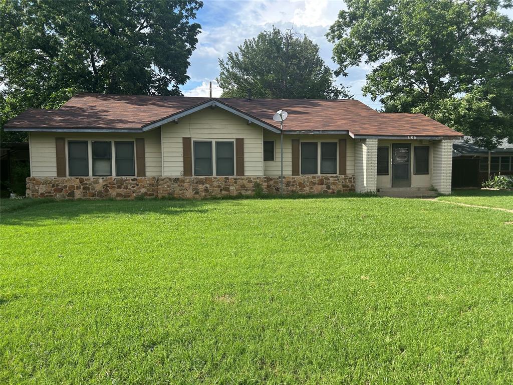 1106 Payne Property Photo 1