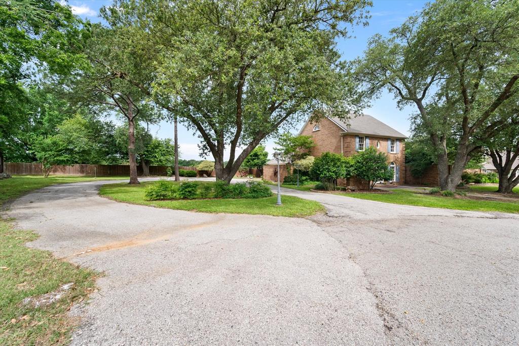 301 Peachtree Street Property Photo