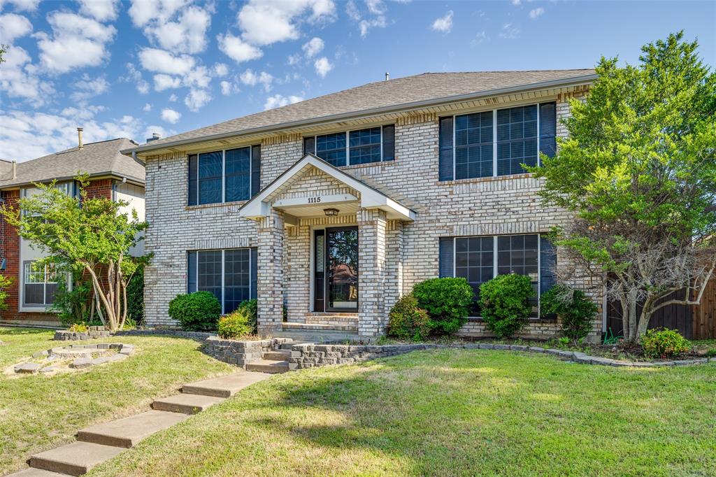1115 Holly Drive Property Photo 1