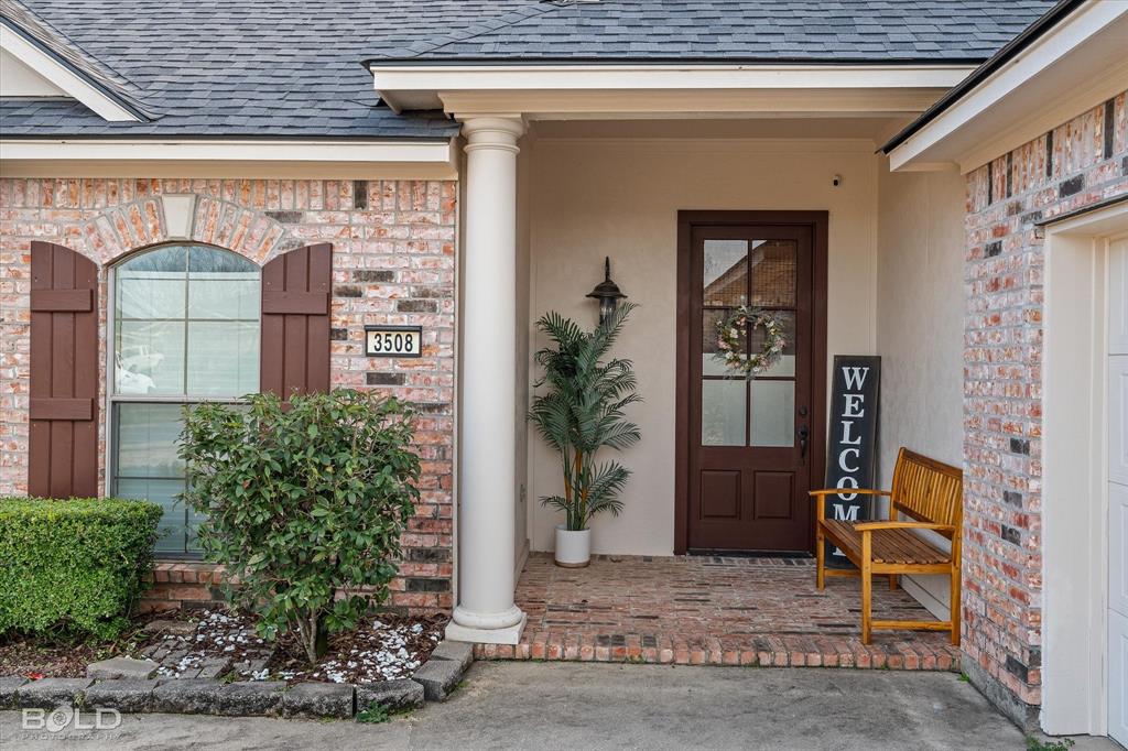 3508 Hanover Court Property Photo