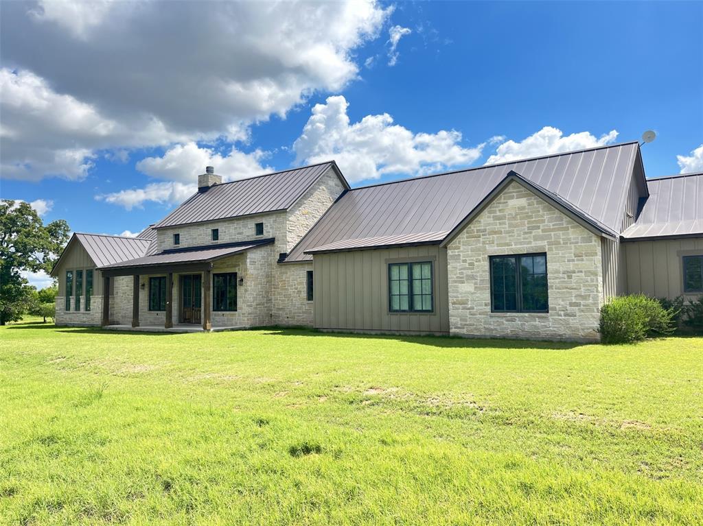 1402 Countryside Bend Bend