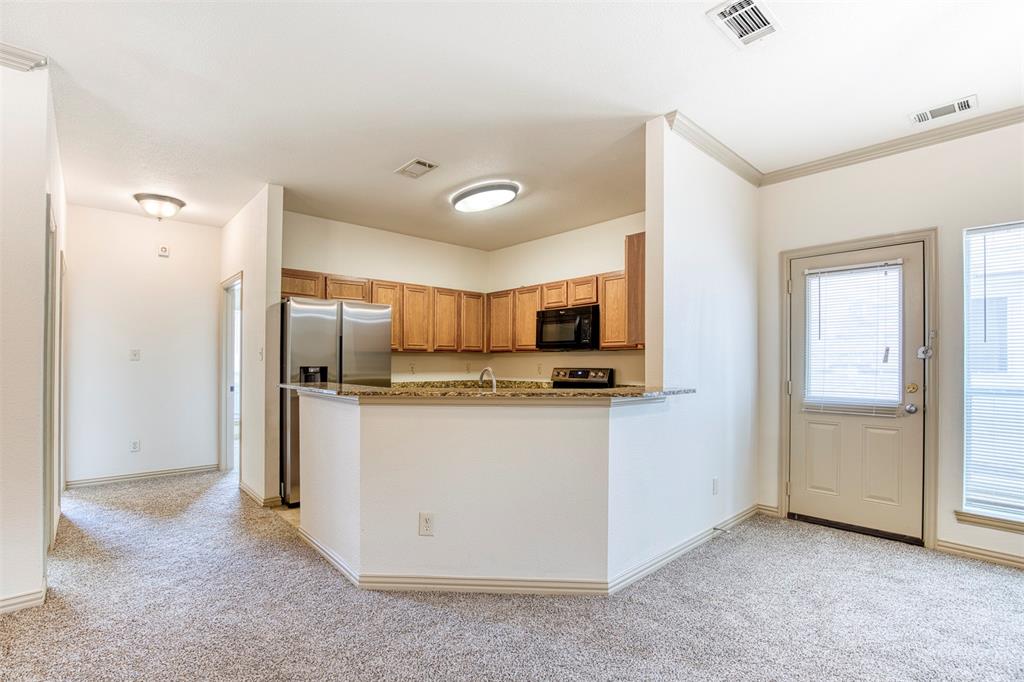 2316 Homewood Lane Property Photo 1