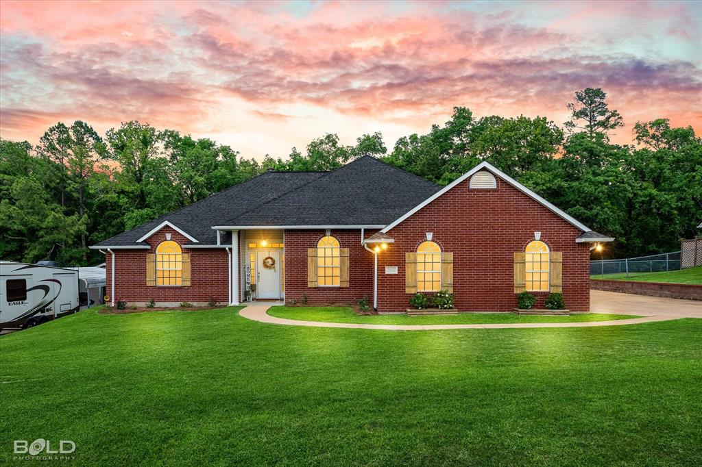 7622 Mary Ann Circle Property Photo 1