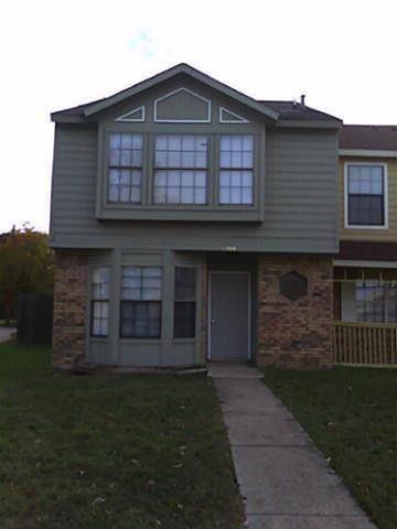 1366 Old Jamestown Court Property Photo