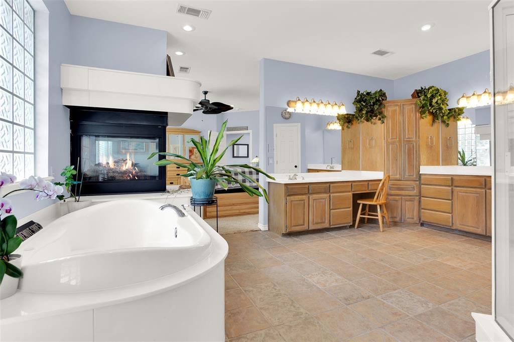 2104 Turtlecreek Property Photo 17