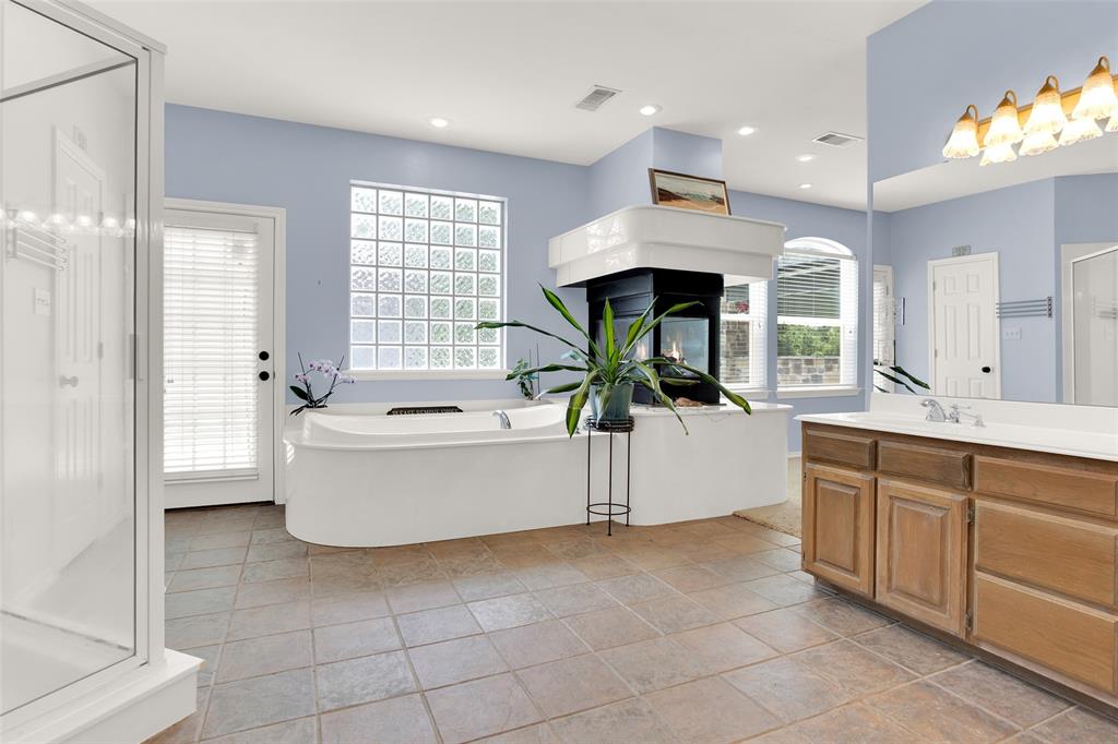 2104 Turtlecreek Property Photo 18