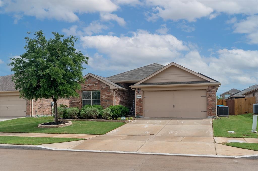 2717 Swift Creek Drive Property Photo 1