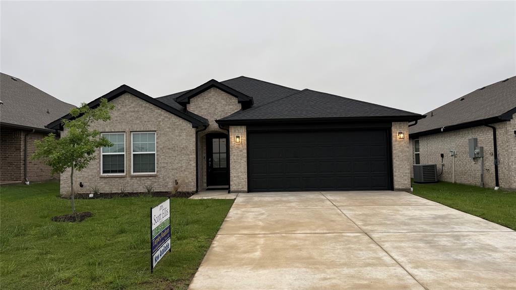 1303 Brad Keller Drive Property Photo