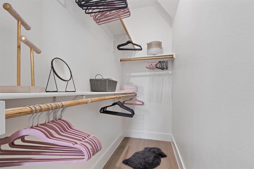 8504 Urban Property Photo 11