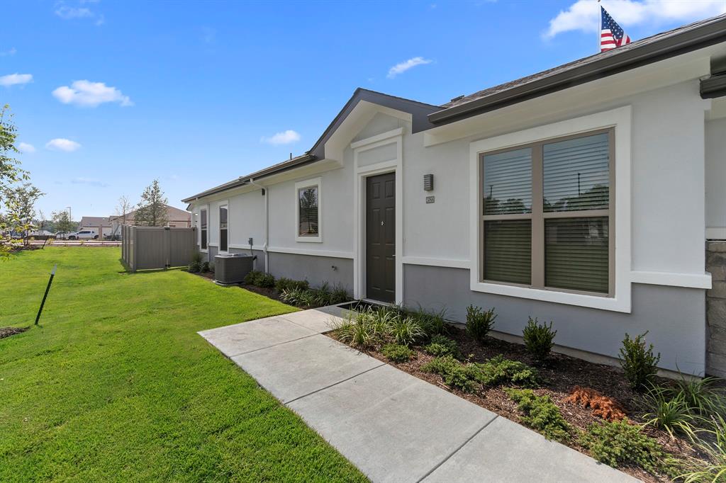 8504 Urban Property Photo 16