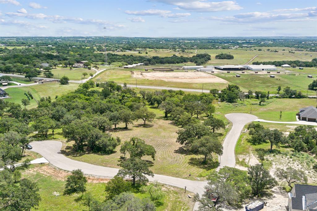 600 Nyoka Bend Property Photo 1