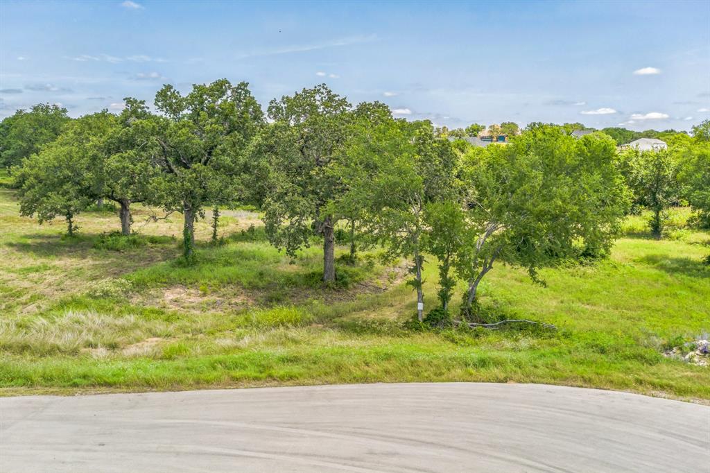 600 Nyoka Bend Property Photo 13