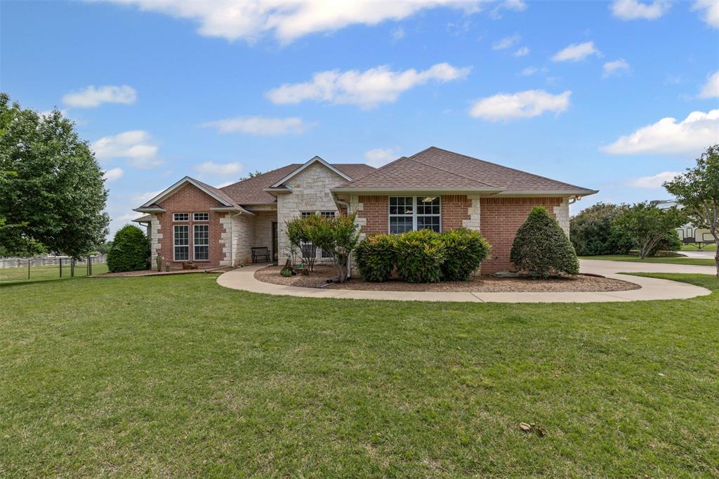 2101 W Emerald Bend Court Property Photo 1