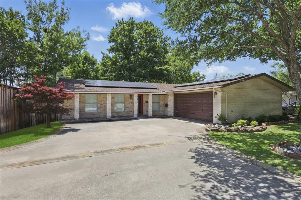 813 Melrose Drive Property Photo 1