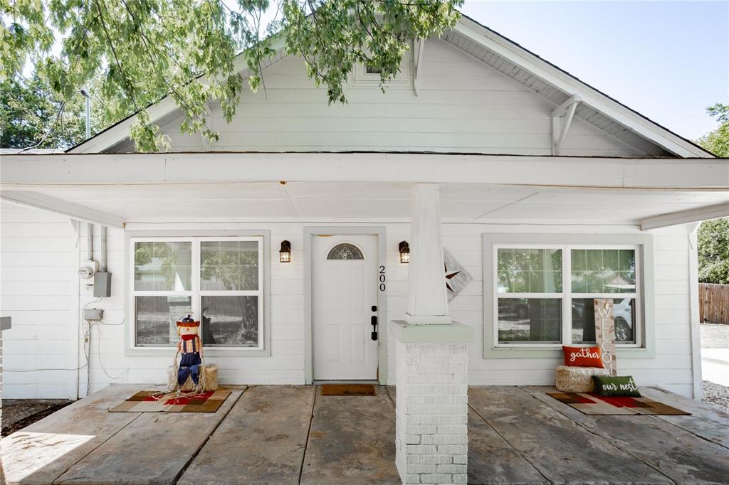 200 S Mimosa Street Property Photo