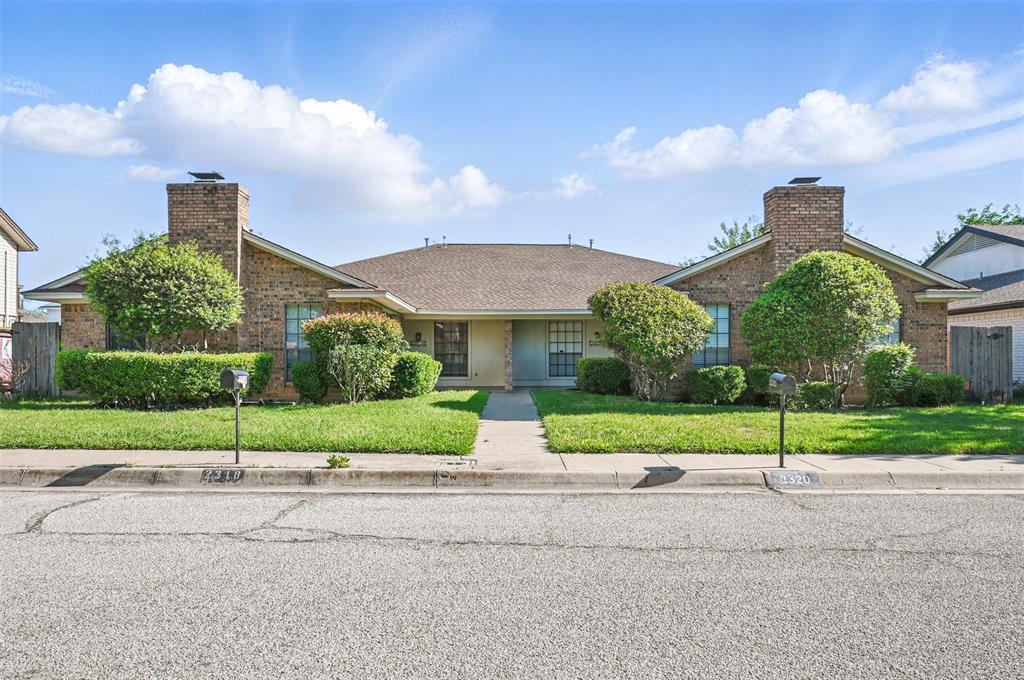 2318 Garden Park Court Property Photo