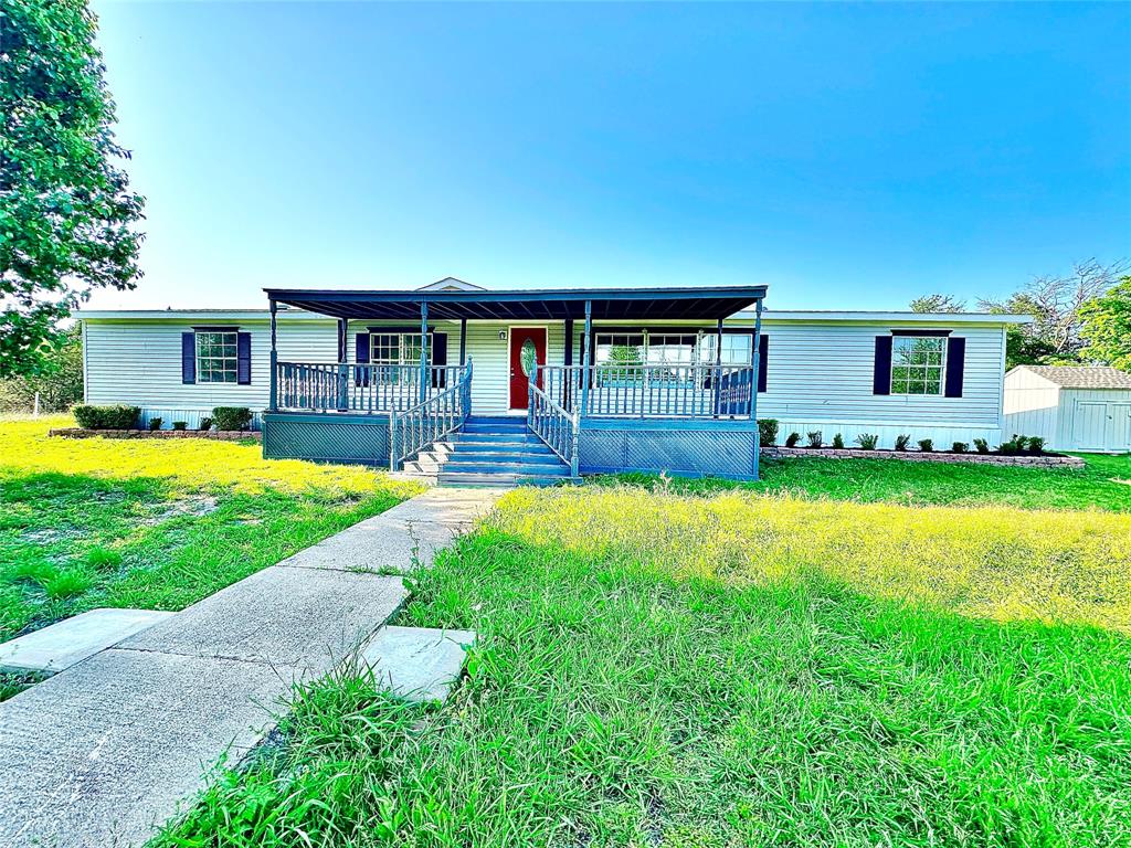 19526 Fm 744 Property Photo 1