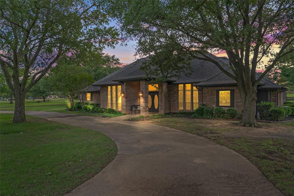120 Willow Oak Court Property Photo 1