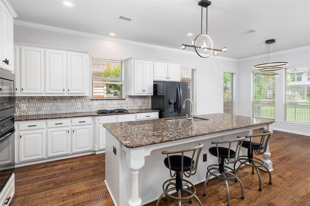 963 White River Drive Property Image
