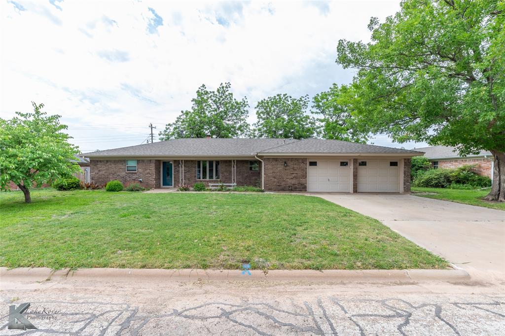 2957 Arrowhead Drive Property Photo 1