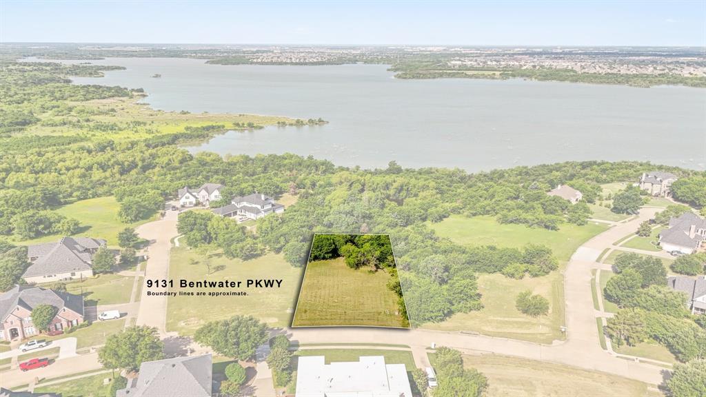 9131 Bentwater Parkway Property Photo