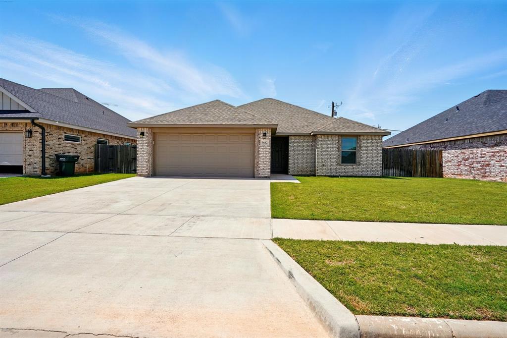 3642 Seymour Court Property Photo