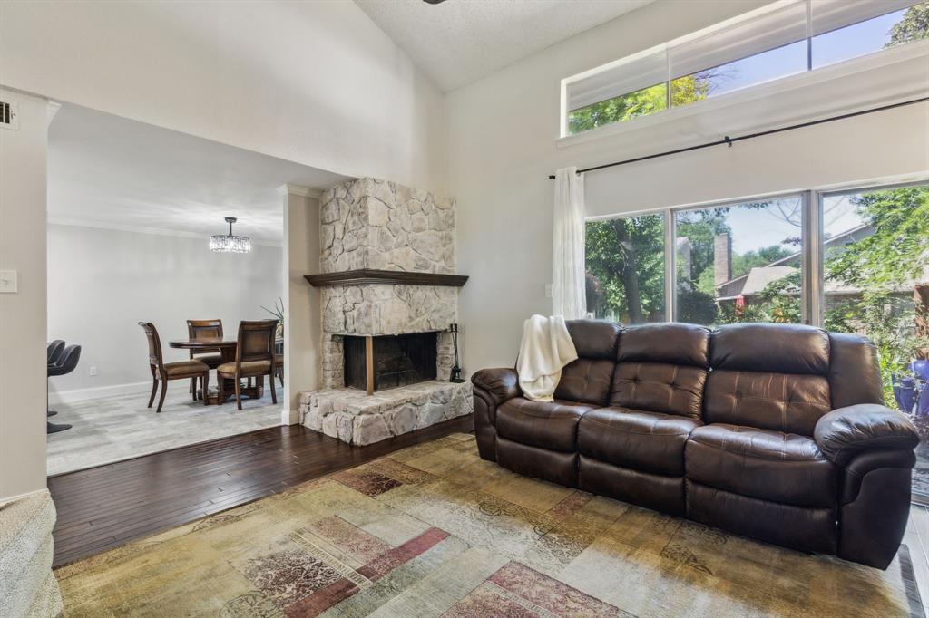 2902 Shady Lake Circle Property Photo 7