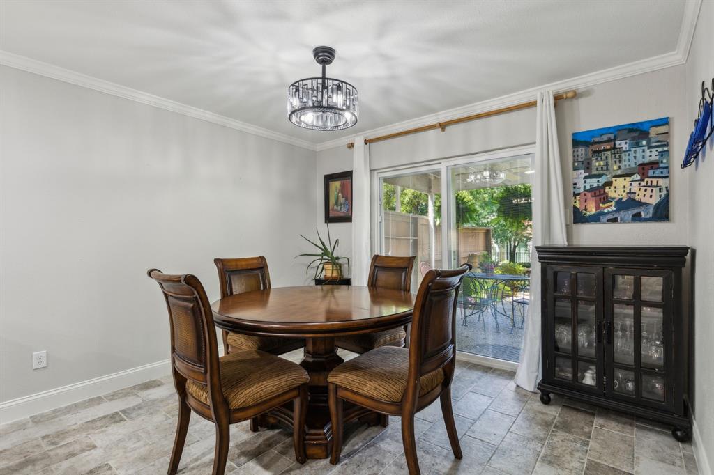 2902 Shady Lake Circle Property Photo 8