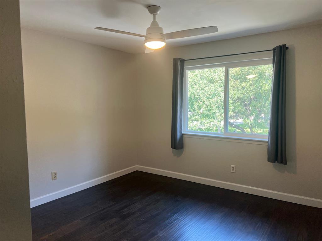 2902 Shady Lake Circle Property Photo 16