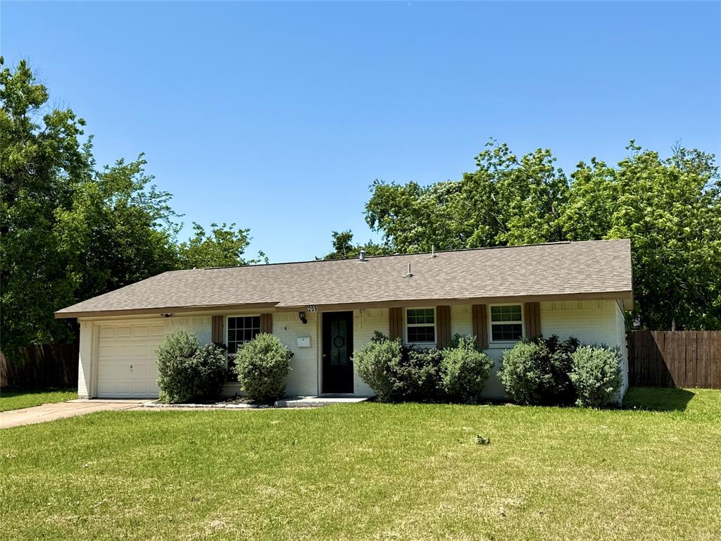 209 Pacific Circle Property Photo