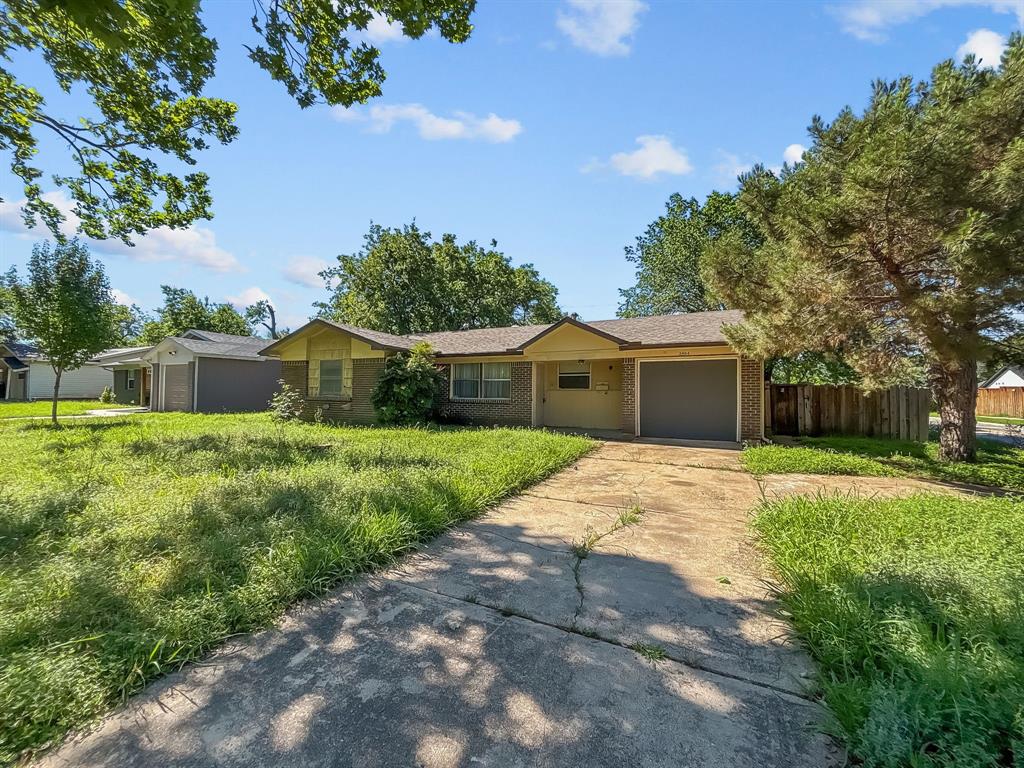 2904 Hollandale Lane Property Photo