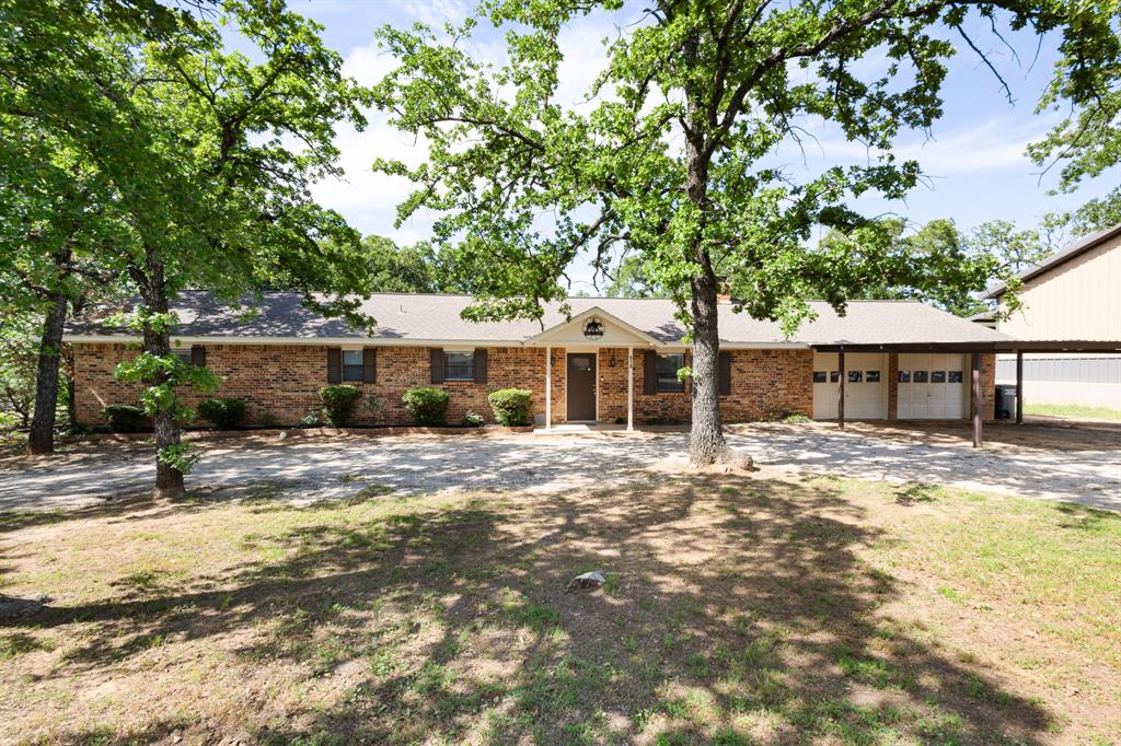 818 Country Club Road Property Photo 1