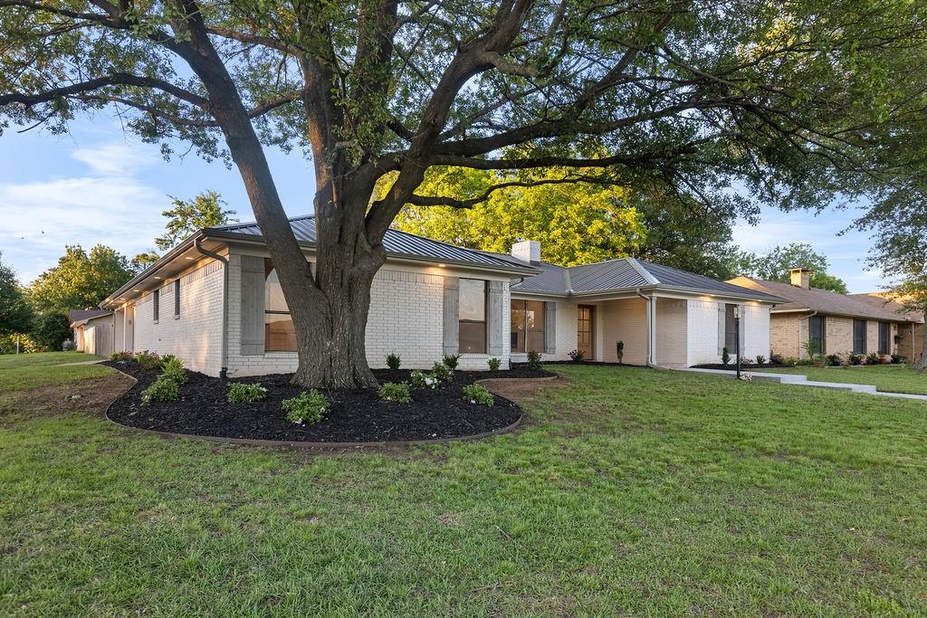 2815 Ridgeview Property Photo