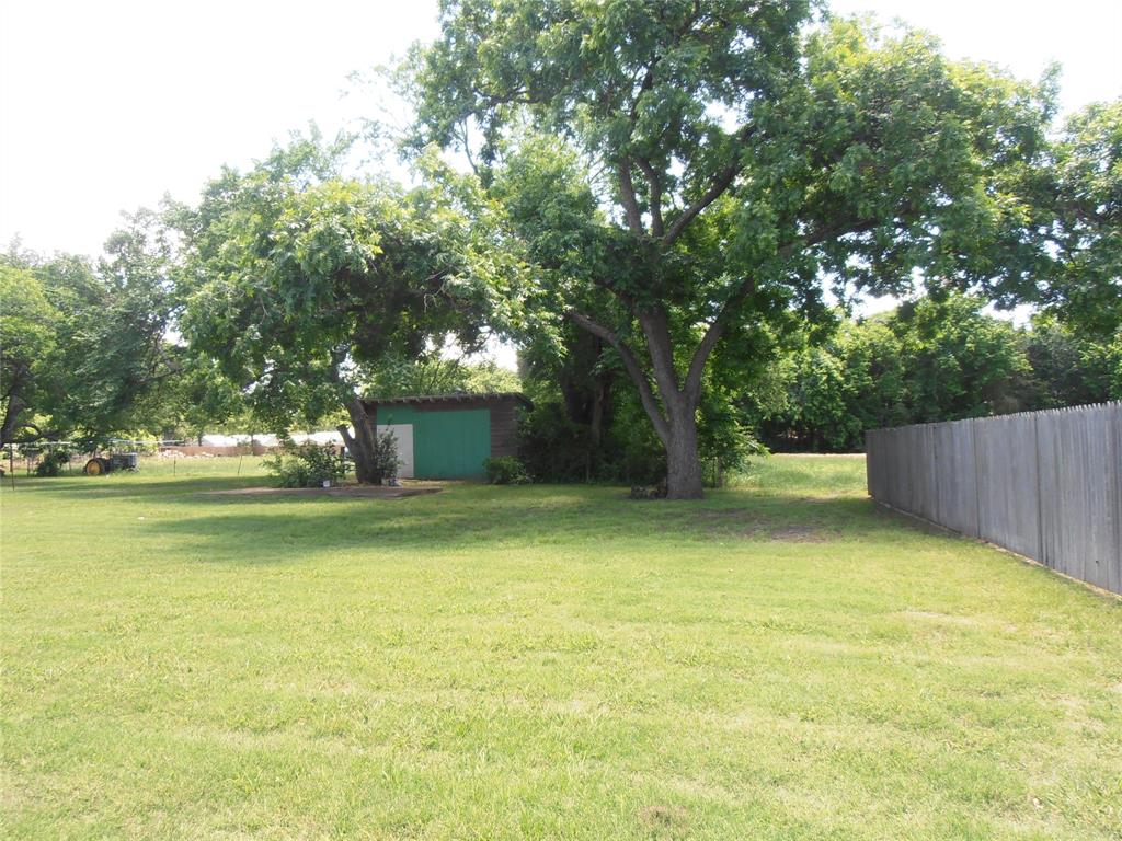 2032 Norwood Lane Property Photo 5