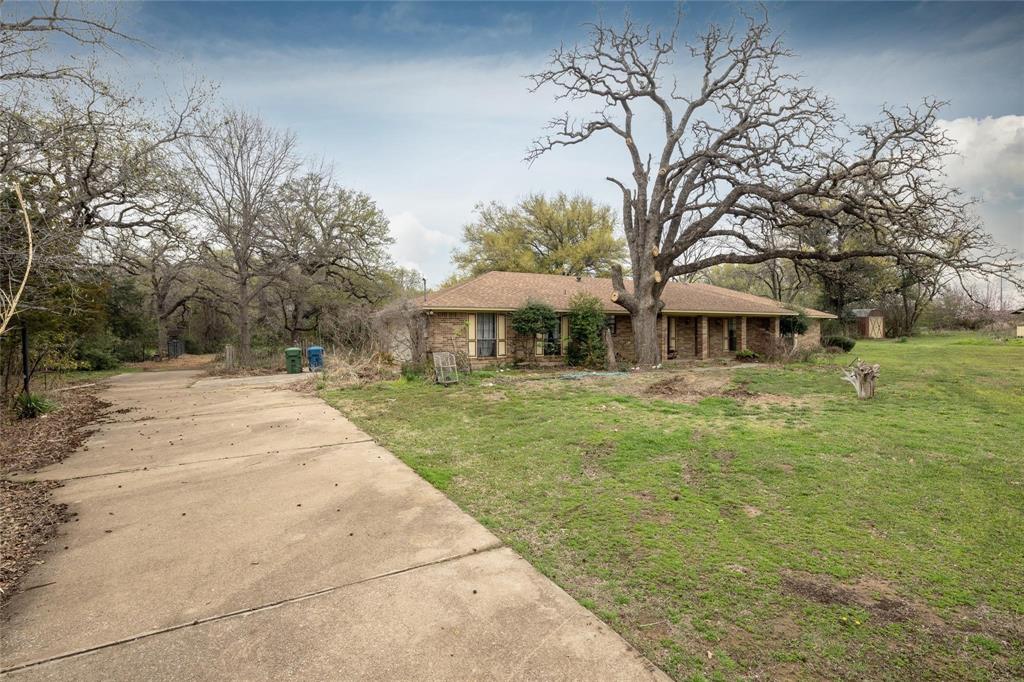 2360 Waketon Road Property Photo