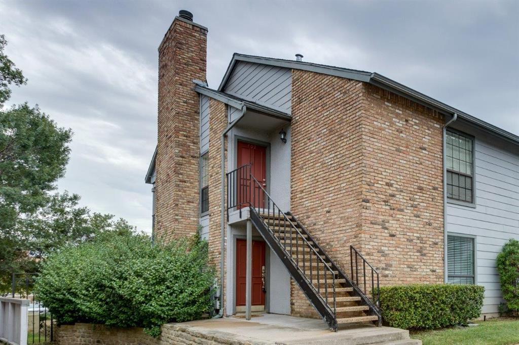 15151 Berry Trail Property Photo